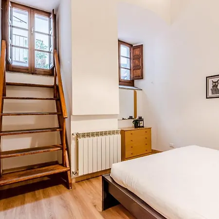 Milton Con Terrazza Apartment