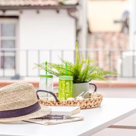 Apartment Milton Con Terrazza Arezzo