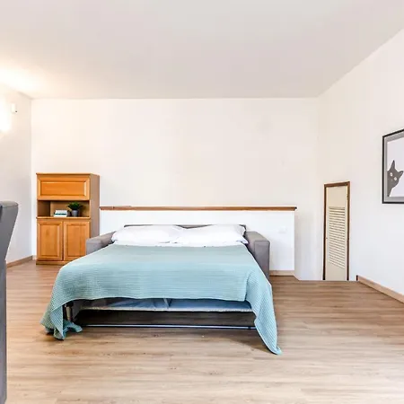 Apartment Milton Con Terrazza