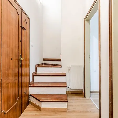 Apartment Milton Con Terrazza Arezzo
